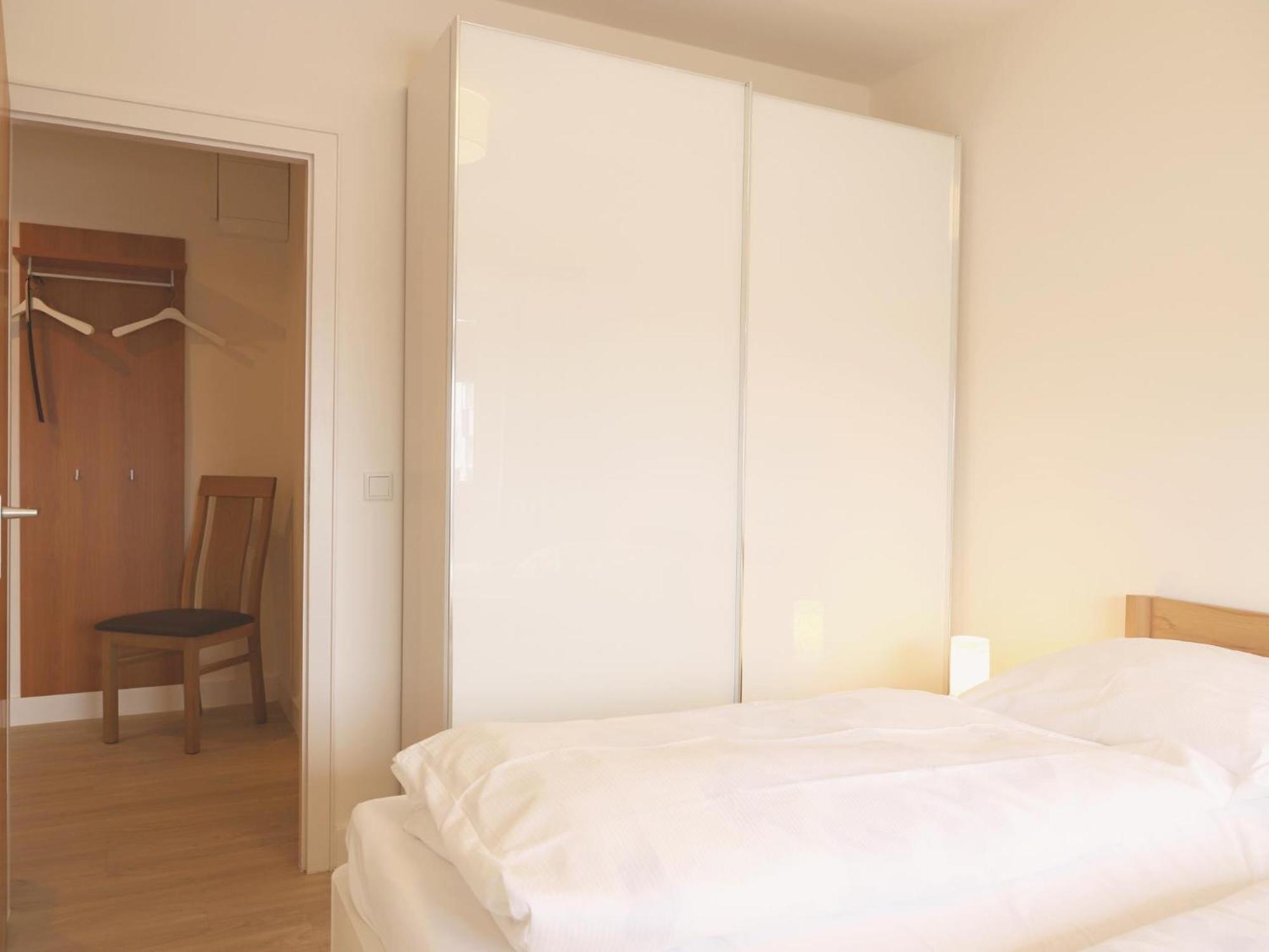 Einfaches 2-Zimmer-Appartement Mit Balkon. Вестерланд Экстерьер фото